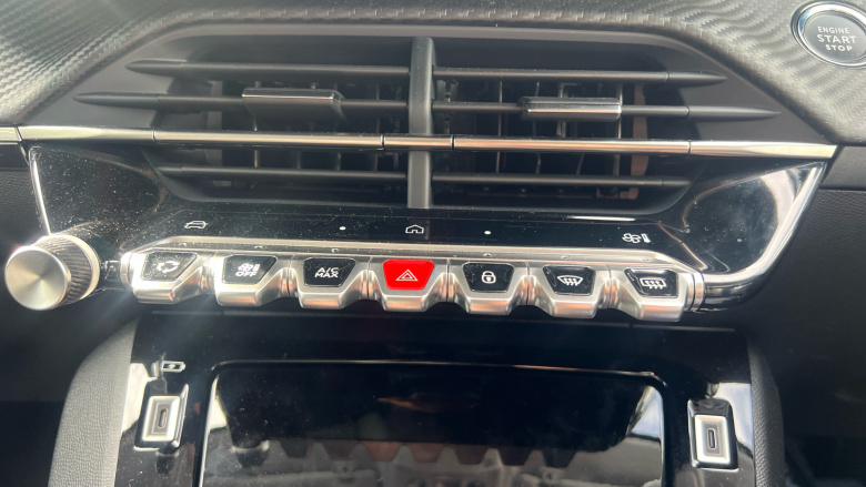 Peugeot 208 1.2 Hybrid 100 Allure 5dr e-DSC6 Petrol Hatchback